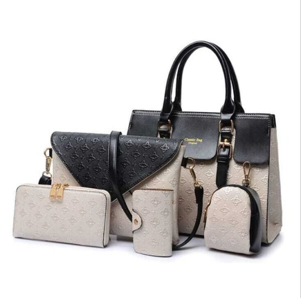 A set of Luxury Leather Handbags Black | VaquitaRepublic