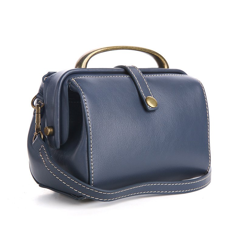 Ladies Fashion Simple Leather Messenger Bag | VaquitaRepublic