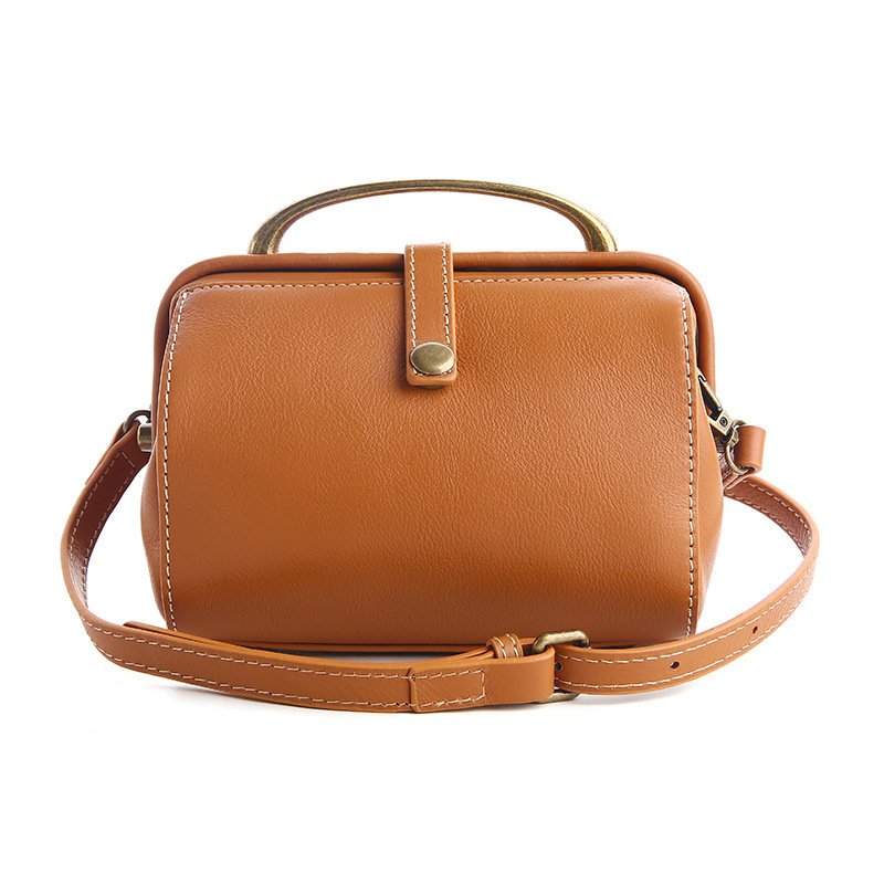 Ladies Fashion Simple Leather Messenger Bag | VaquitaRepublic