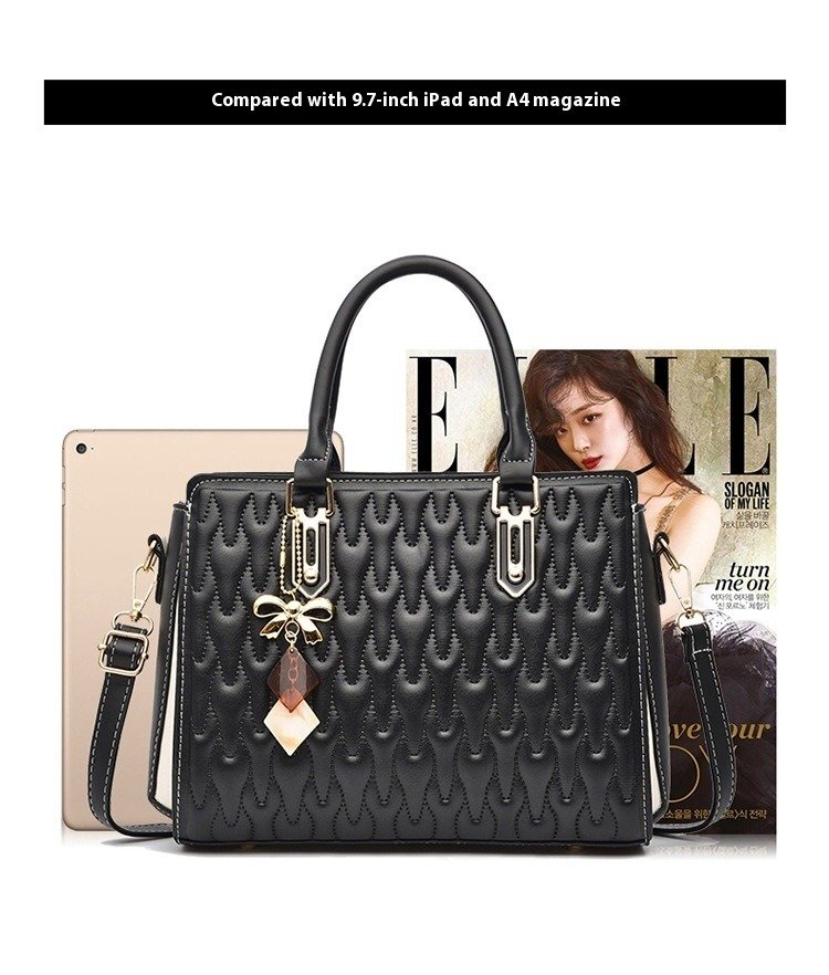 Women's Large-capacity Simple Shoulder Messenger Bag | VaquitaRepublic