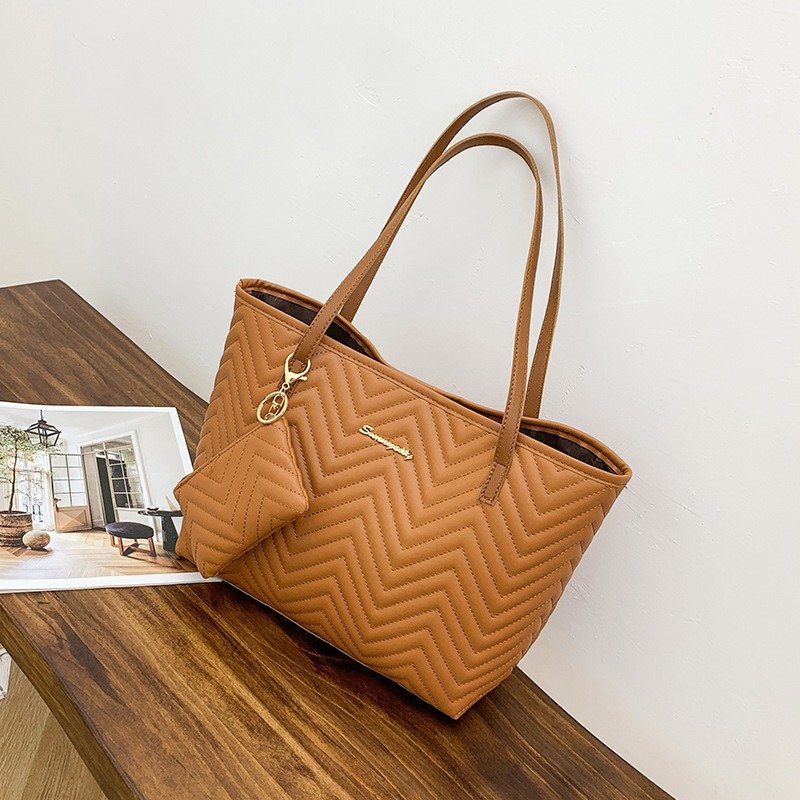 Women's Fashionable Wave Pattern Diamond Plaid Embroidered Shoulder Bag | VaquitaRepublic